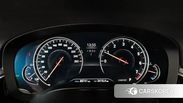 BMW 5 Series (G30) id 3055815 из Кореи 18