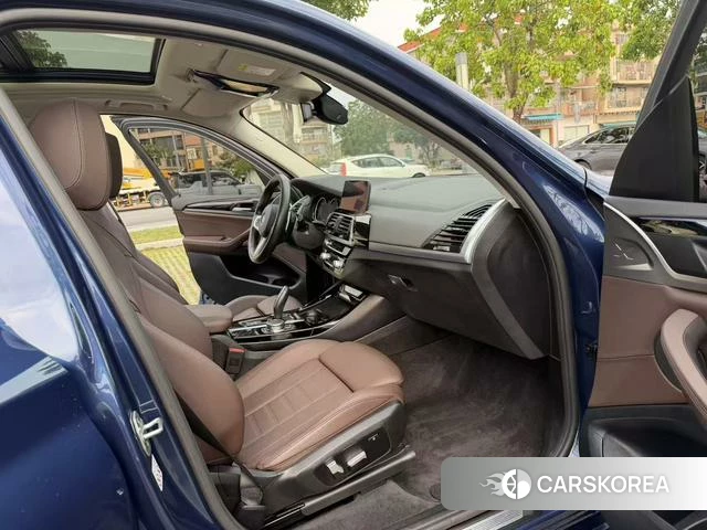 BMW X3 id 3890107 из Китая 8
