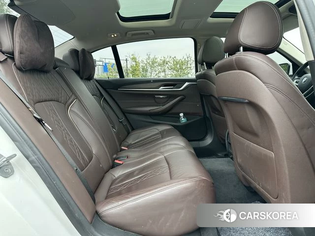 BMW 5 series PHEV id 4236359 из Китая 21