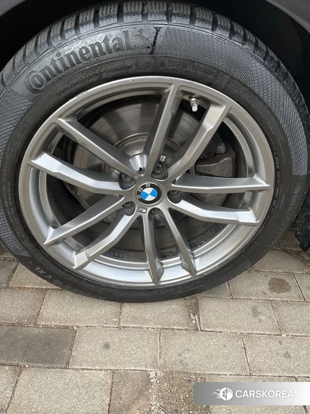 BMW 5 Series (G30) id 3703135 из Кореи 13