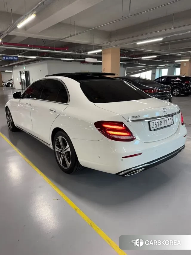 Mercedes-Benz E-Class W213 id 3399212 из Кореи 18