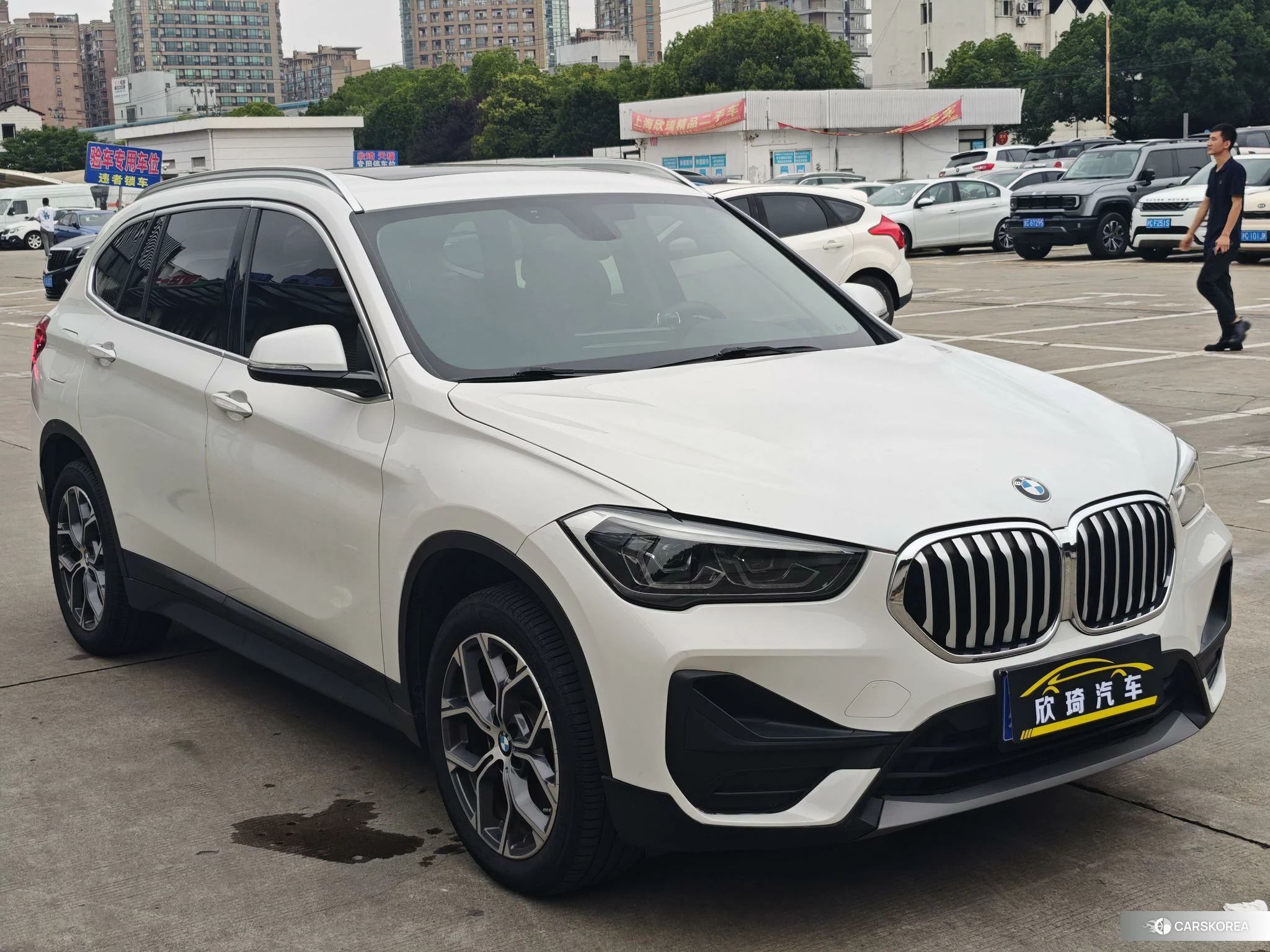 BMW X1 id 4512470 из Китая 8