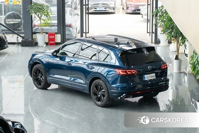 Volkswagen Touareg id 4217365 из Китая 38