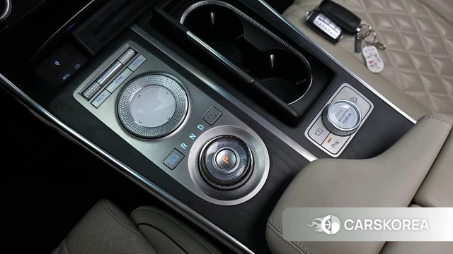 Genesis GV80 id 3916386 из Кореи 18