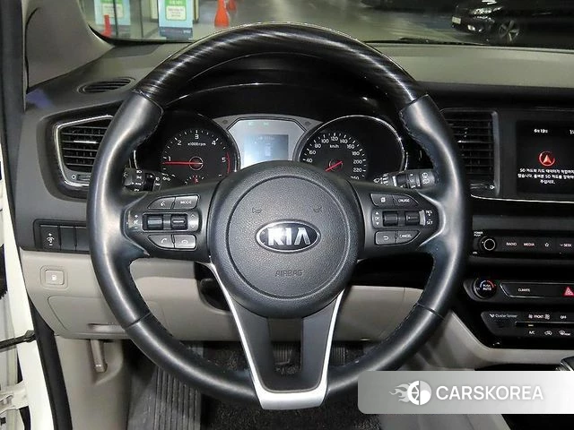 Kia The New Carnival id 4530571 из Кореи 18