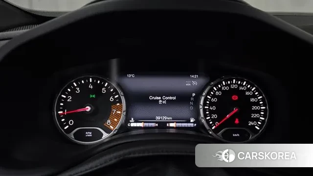 Jeep Renegade id 3766191 из Кореи 18