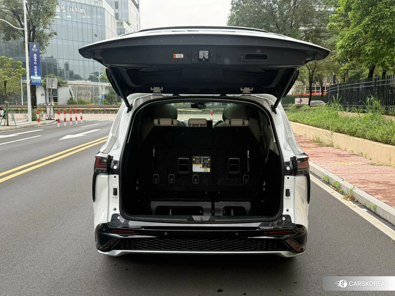 Toyota Granvia id 4510917 из Китая 20