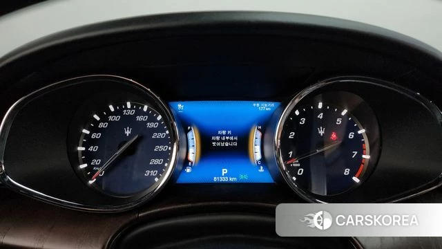 Maserati Quattroporte id 4459562 из Кореи 18
