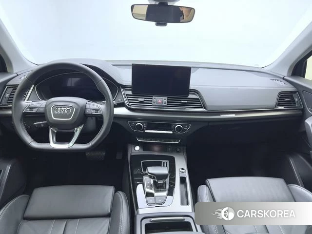 Audi Q5L id 4273375 из Китая 18