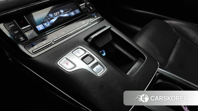 Hyundai The New Grandeur IG id 4618817 из Кореи 32