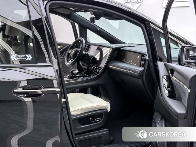 GAC Trumpchi Trumpchi M8 id 4209403 из Китая 19