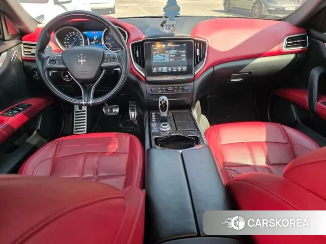 Maserati Ghibli id 3757093 из Кореи 12