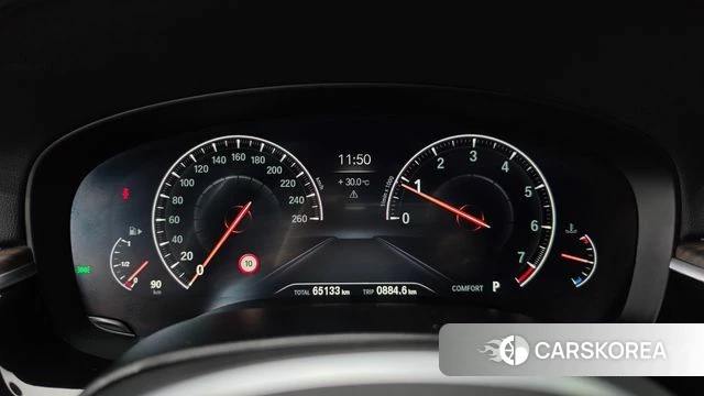 BMW 5 Series (G30) id 4712952 из Кореи 29