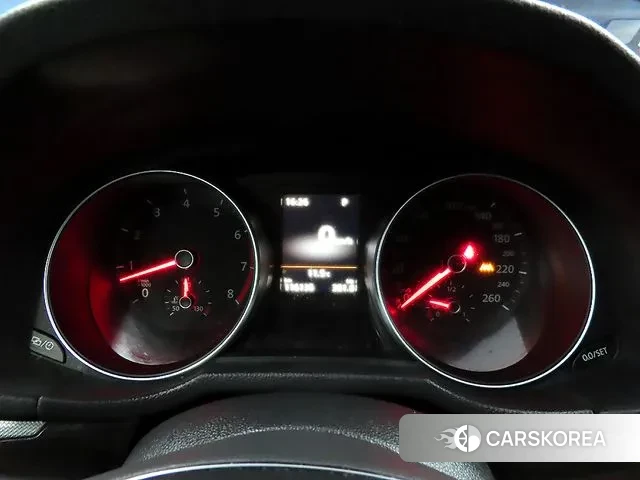 Volkswagen The New Passat id 3718534 из Кореи 18