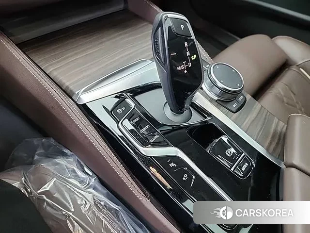 BMW 5 Series (G30) id 3031824 из Кореи 18