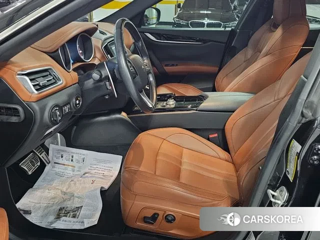 Maserati Ghibli id 3315545 из Кореи 18