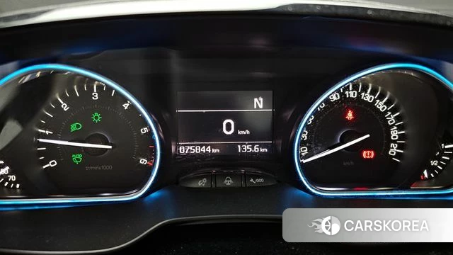 Peugeot 2008 id 3867566 из Кореи 18