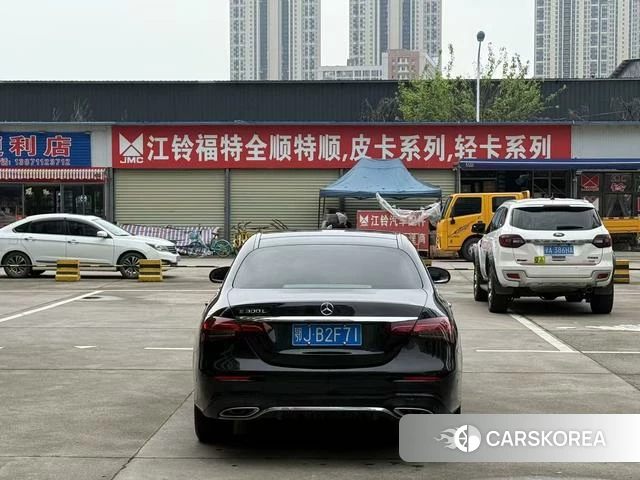 Mercedes-Benz E-class id 4255904 из Китая 8