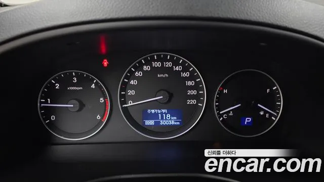 Hyundai The New Grand Starex id 2802701 из Кореи 18