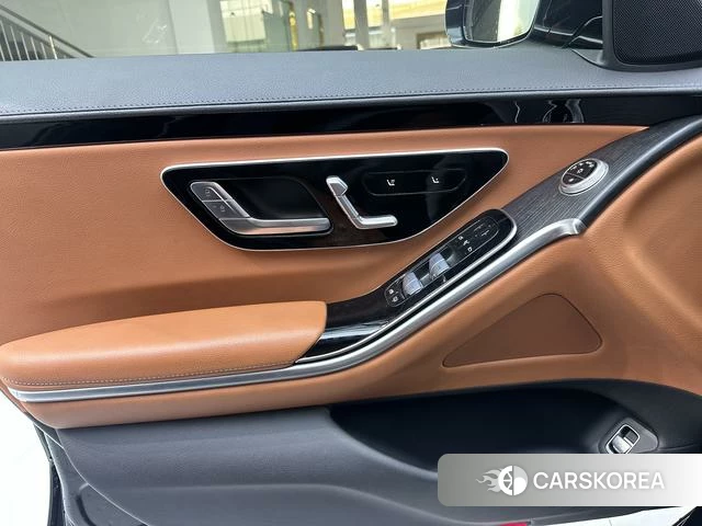 Mercedes-Benz S-class id 4265577 из Китая 19
