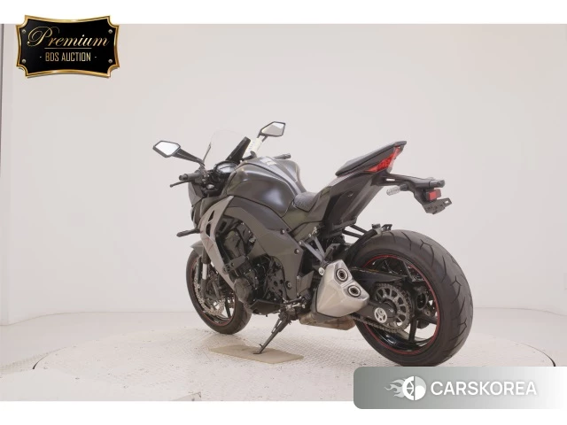 Kawasaki Z1000 id 4333087 из Японии 8