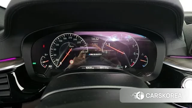 BMW 5 Series (G30) id 3417826 из Кореи 18