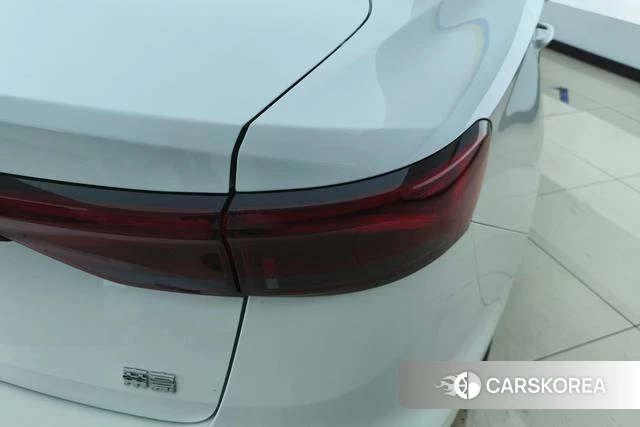 Geely Automobile Emgrand id 3908207 из Китая 15
