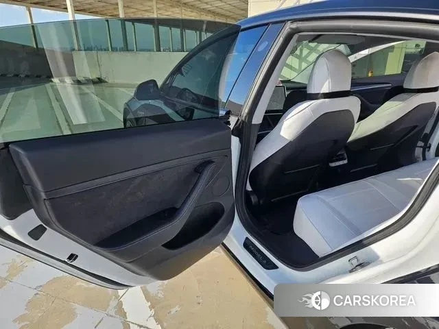 Tesla Model 3 id 3765066 из Кореи 9