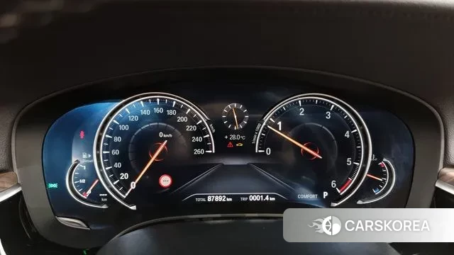 BMW 5 Series (G30) id 3045624 из Кореи 18