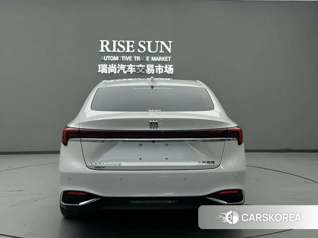 Buick Lacrosse id 4241607 из Китая 11