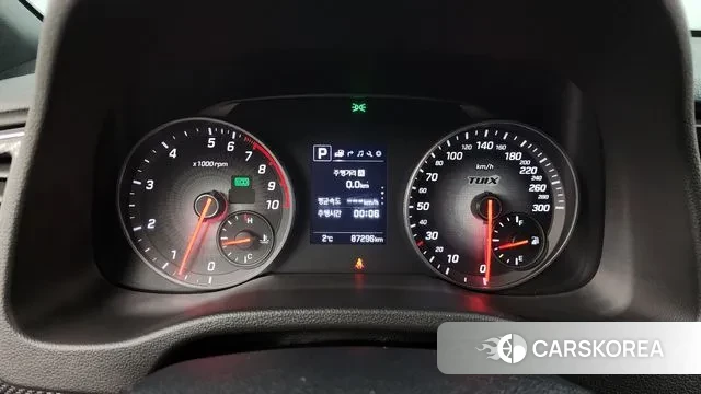 Hyundai Avante AD id 3599213 из Кореи 18