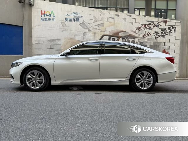 Honda Accord id 4258024 из Китая 13