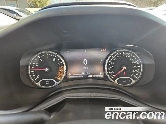 Jeep Renegade id 2398623 из Кореи 18