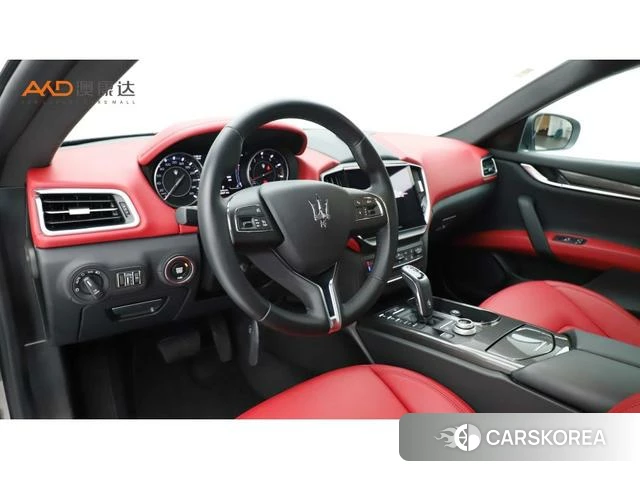 Maserati Ghibli id 4219651 из Китая 8