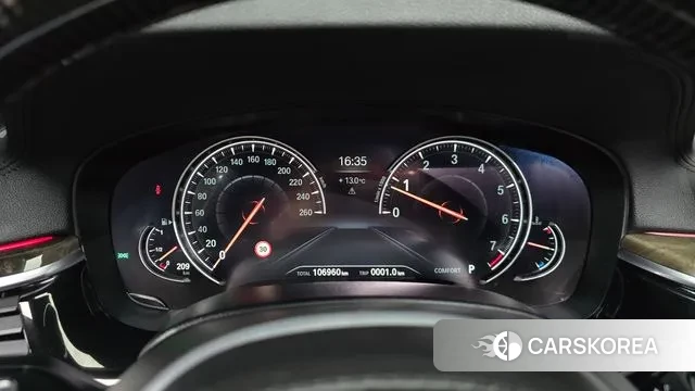 BMW 5 Series (G30) id 3588520 из Кореи 18