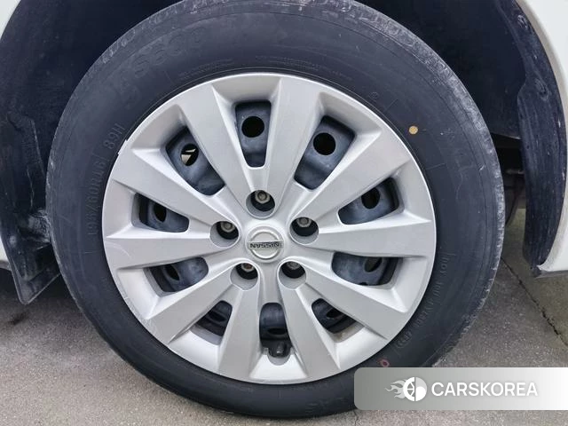Nissan Xuan Yi id 4278811 из Китая 17