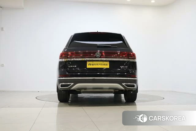 Volkswagen Tourang id 4334781 из Китая 18