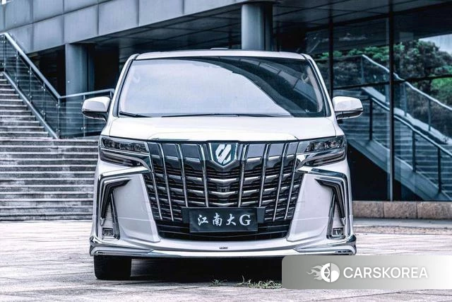 Toyota Elfa id 4257513 из Китая 8
