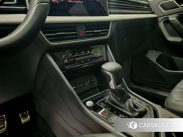 Volkswagen Tiguan L id 3857786 из Китая 8