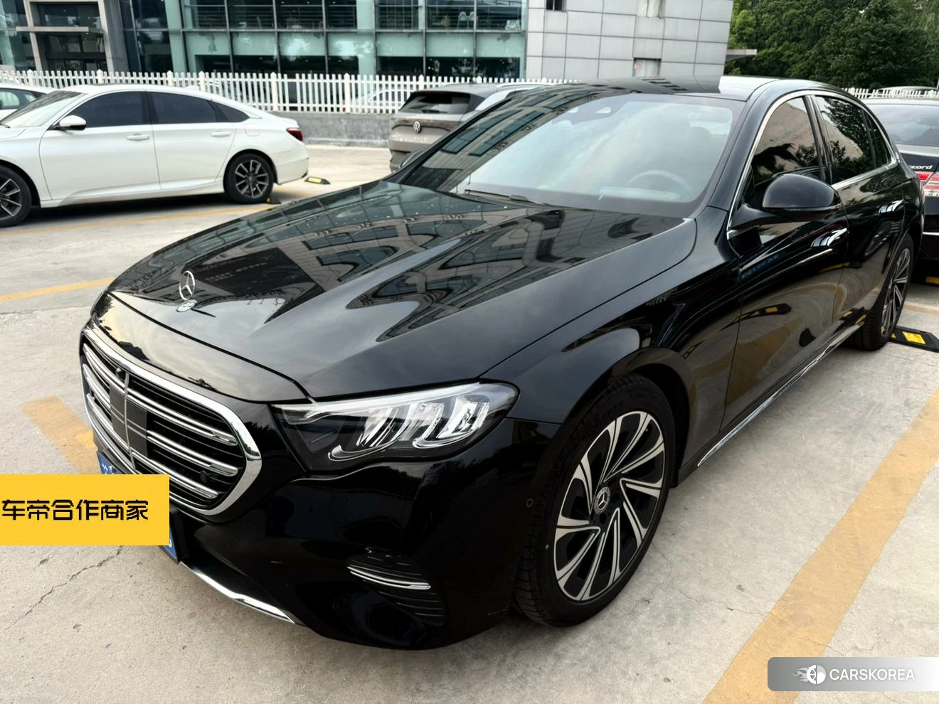 Mercedes-Benz E-Class id 4513648 из Китая 8