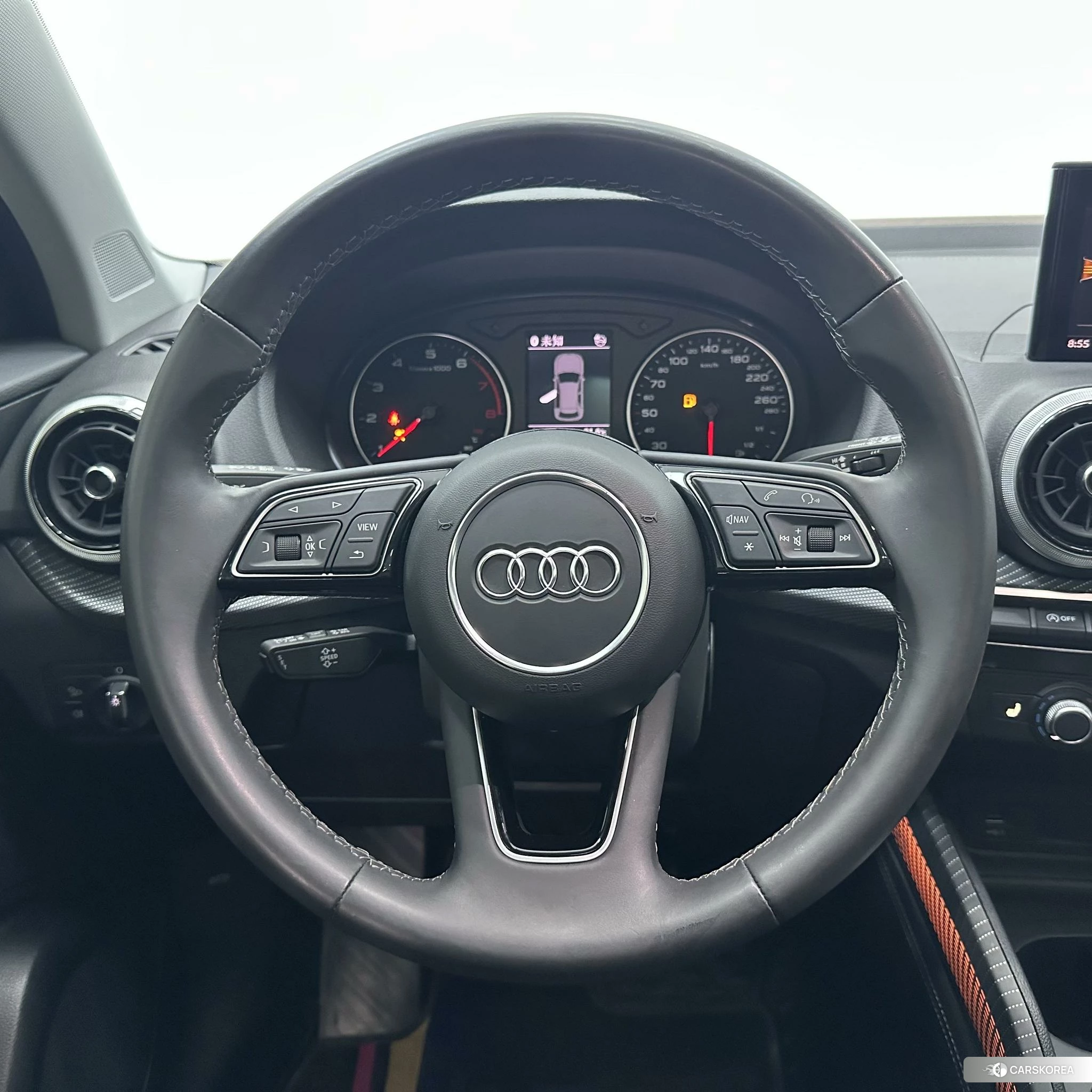 Audi Q2L id 4453763 из Китая 15