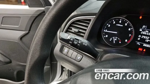 Hyundai Avante AD id 2692204 из Кореи 18