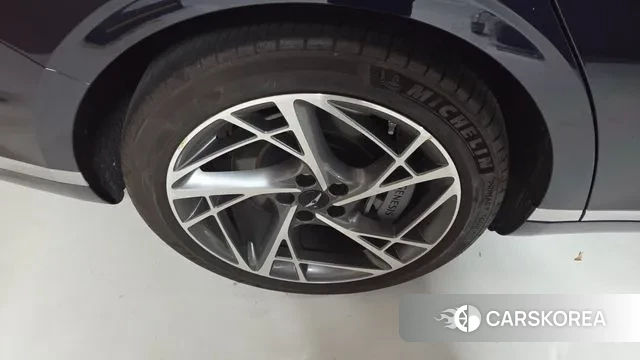 Genesis G90 (RS4) id 3436913 из Кореи 18