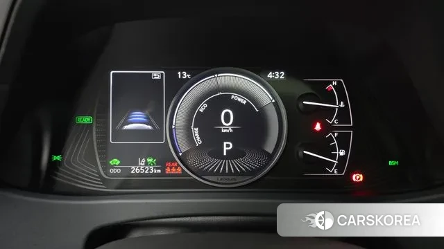 Lexus UX250h id 3740381 из Кореи 18