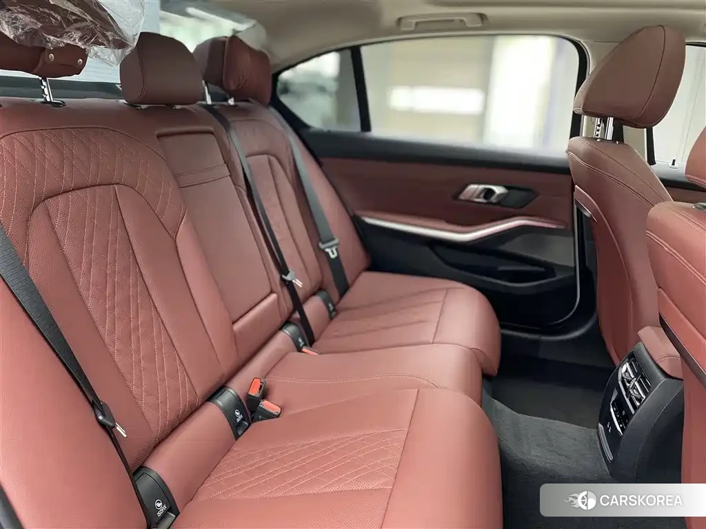 BMW 3 series id 4570731 из Китая 33