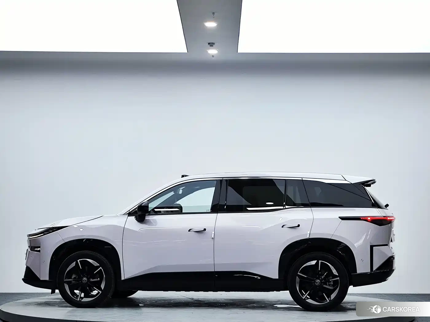 Toyota Platinum Wisdom 3X id 4644381 из Китая 19