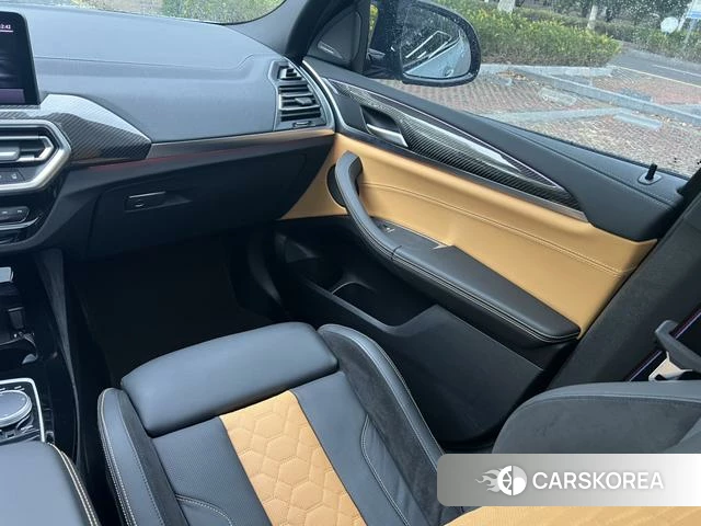 BMW X4 M id 4219946 из Китая 14