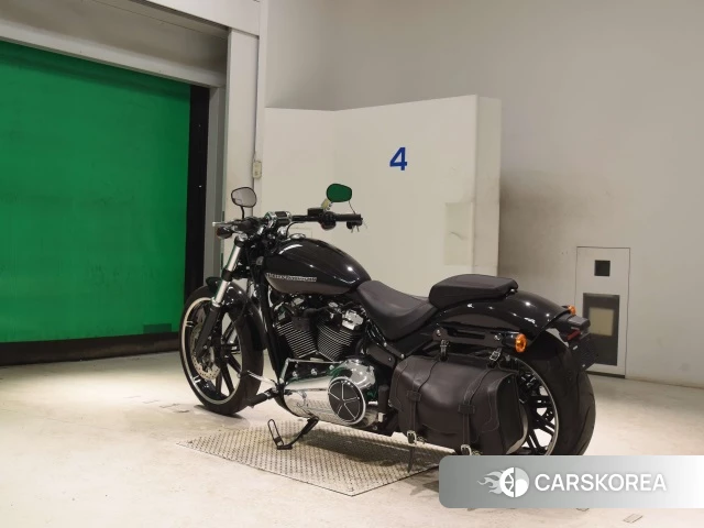 Harley-Davidson Softail Breakout FXBR1750 id 4379822 из Японии 8