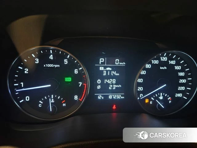 Hyundai Avante AD id 3873842 из Кореи 14