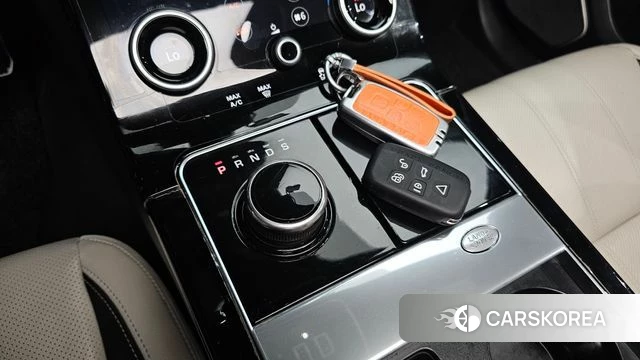 Land Rover Range Rover Velar id 4435747 из Кореи 30